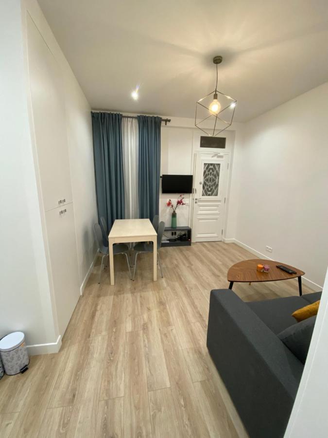 Alex'S House Apartment Париж Екстериор снимка